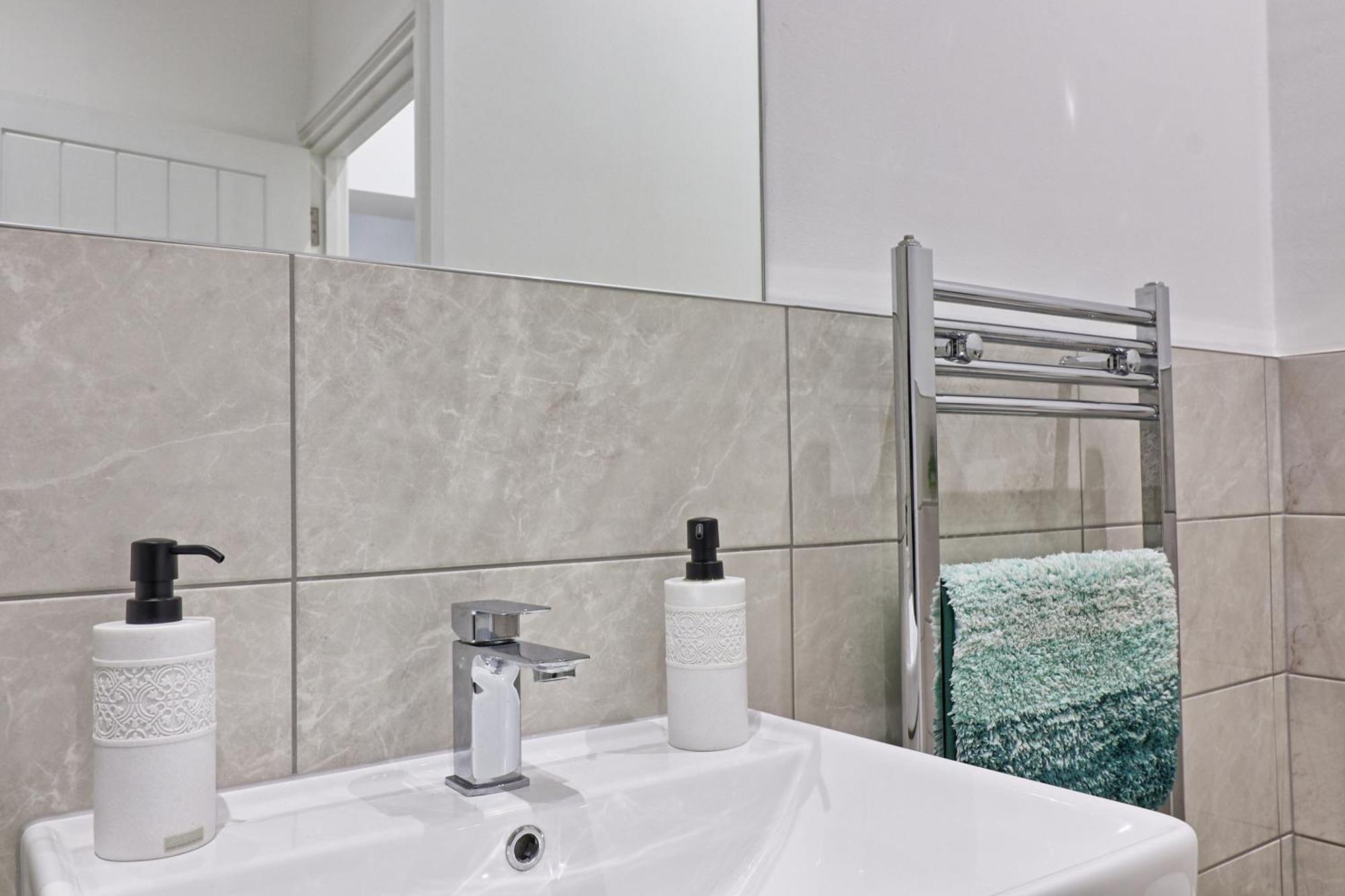 Chelmsford City Central Ground Floor Apartment Next To Town Centre Εξωτερικό φωτογραφία